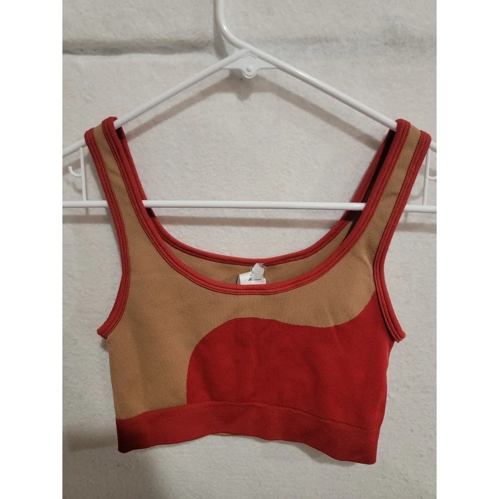 Fabletics Phoenix Seamless Sports Bra S Small Red Tan Colorblock Activewear Yoga